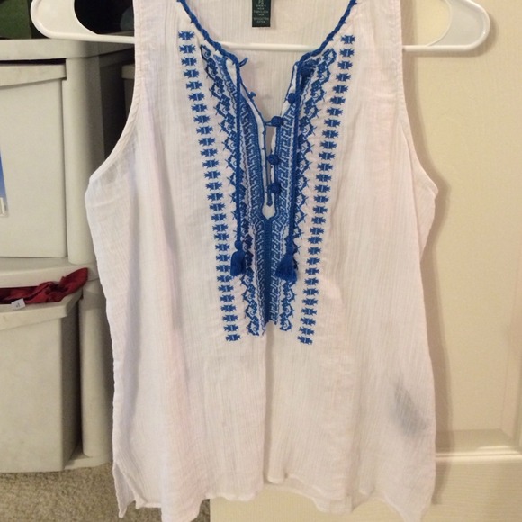 Ralph Lauren Tops - FLASH SALE! Ralph Lauren petite peasant top