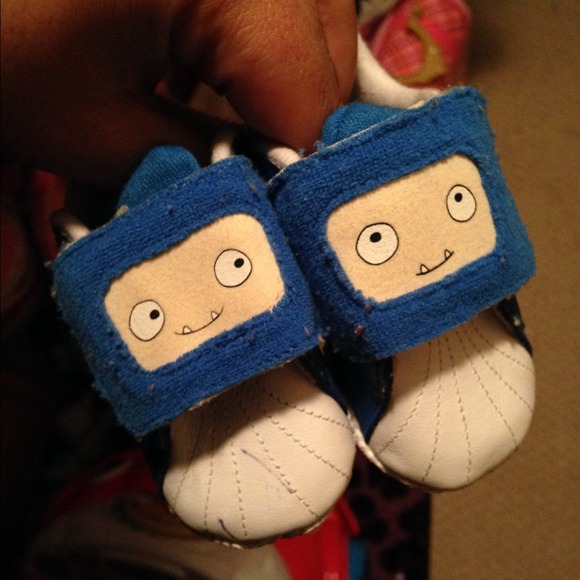 Adidas infant shoes - Picture 3 of 4