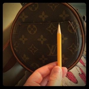 LV barrel type bag. *authentic*