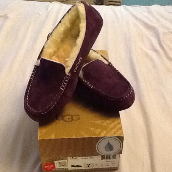 Authentic Ansley UGGS