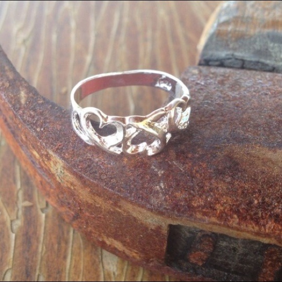 Jewelry - ✨Contact me, it might be available✨