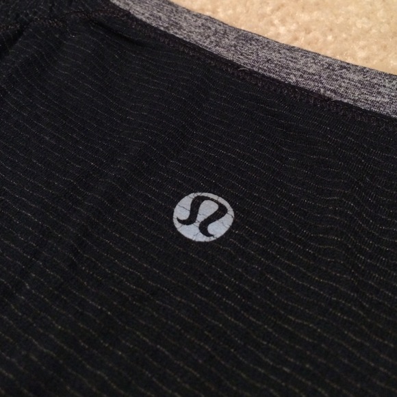 Lululemon top