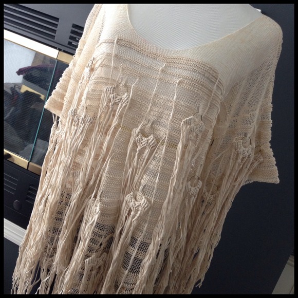 MarkFast Tops - MarkFast Fringed Short Sleeve Top A (S-M)