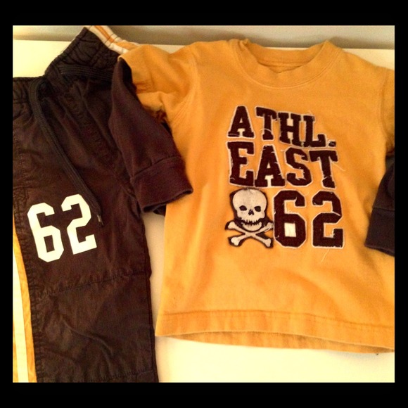 🚫DONATED🚫.🌻 WES & WILLY SET 🌻. SIZE 2T Toddler