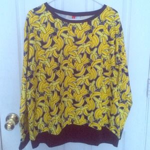 **SOLD** 🚫Large Banana Sweatshirt