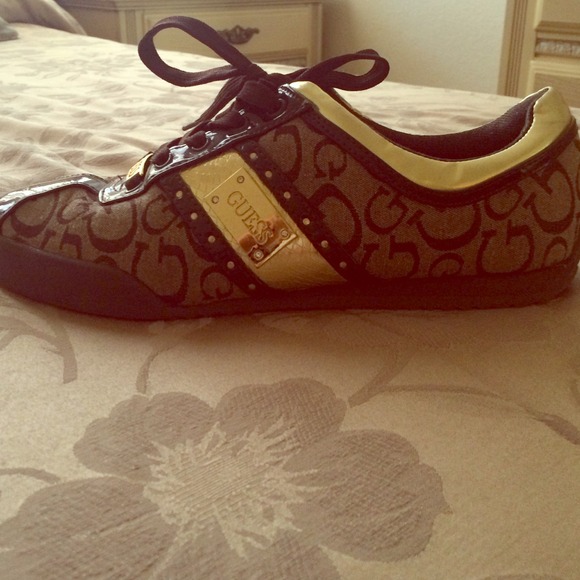 Guess shoes