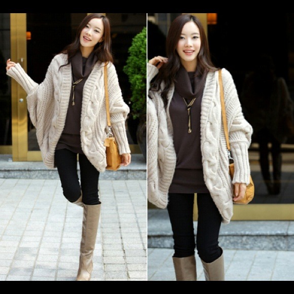 Dolman sleeved cardigan