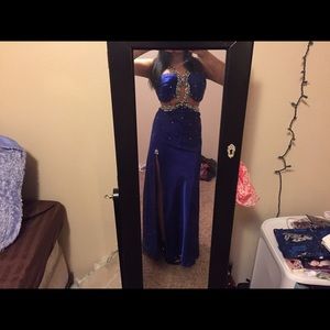 Beautiful cobalt blue prom dress. Worn once!