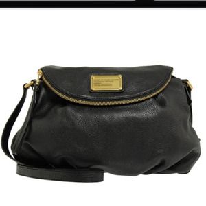 Marc Jacobs cross body bag- hold for Buitrina