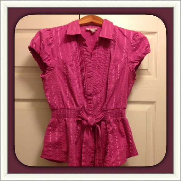 💐SOLD 💐in bundle to read247  🎉HOST PICK!🎉 - Picture 2 of 4