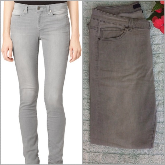 🚨SOLD🚨Calvin Klein Ultimate Skinny Gray Jeans - Picture 1 of 3