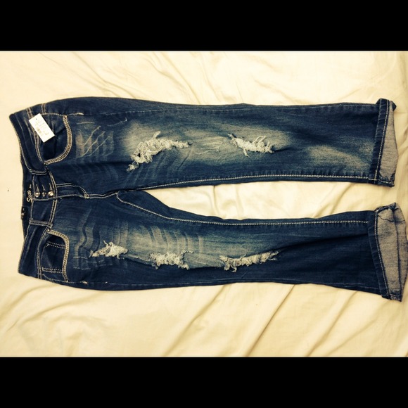 BRAND NEW SIZZLE JEANS!!