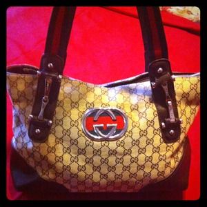 Gucci handbag