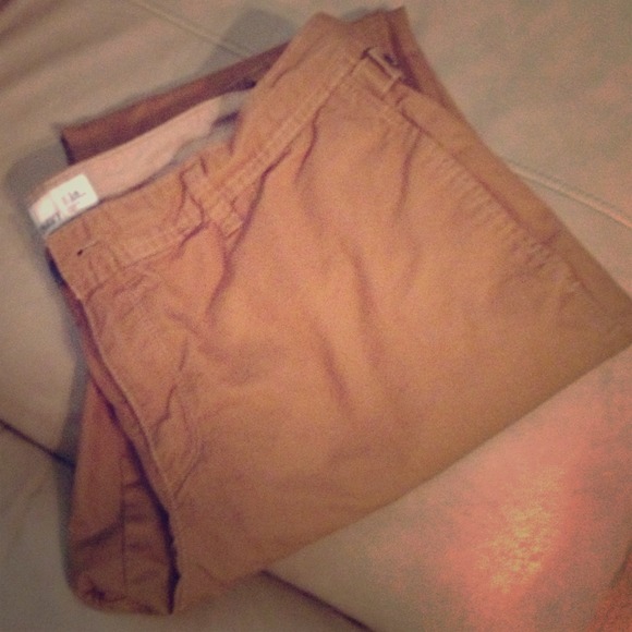 🔴SOLD🔴Old Navy Khakis