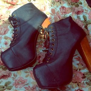 Jeffrey Campbell Litas