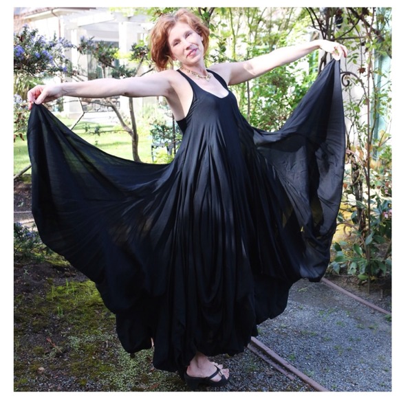 SALE! Fabulous All Saints Maxi Dress in Black Silk - Picture 2 of 4