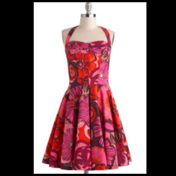 🔴SOLD🔴Hot Pink Floral Halter Dress