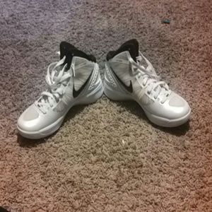Nike Zoom Hyperdunk basketball shoes