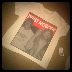 Trust Nobody Tee💔