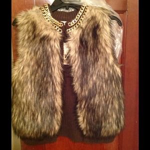 ***HOT!!! Michael Kors faux fur vest!!!