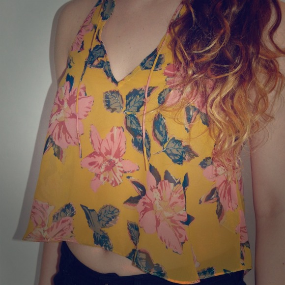 ❌❌ SOLD Urban Outfitters TANK❌❌