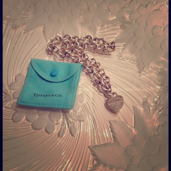 Tiffany and Co. heart chain necklace