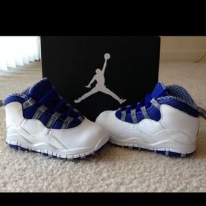 BUNDLE/Jordan 10 Retro/ Adidas Samoa 8C (TD)