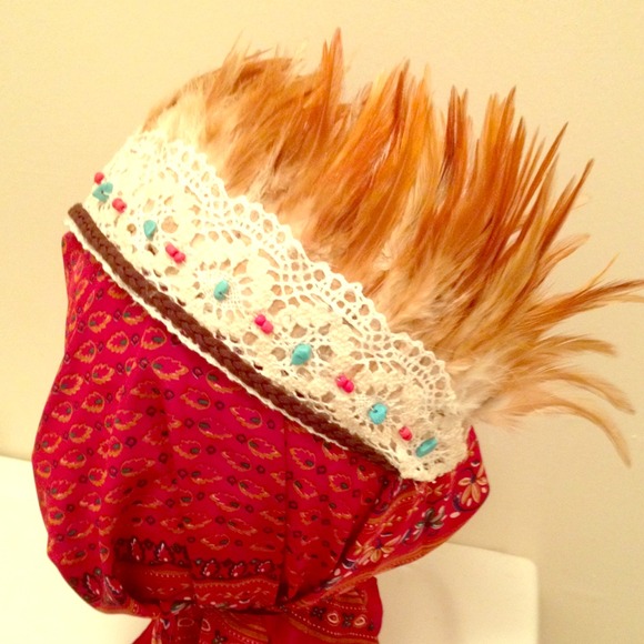 Feather head piece
