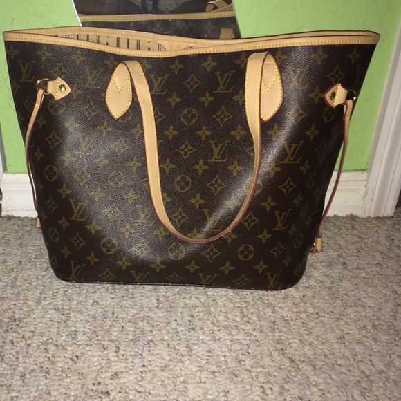 LV Tote