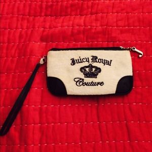 ✨Juicy Couture white and navy clutch✨