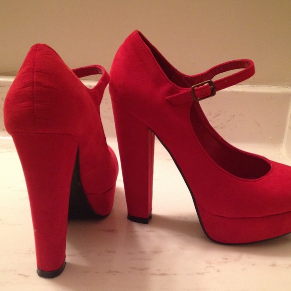 SOLD - Picture 3 of 4