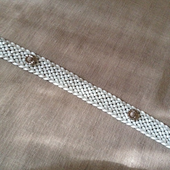 {Vintage Daisy Braided Belt} - Picture 3 of 4