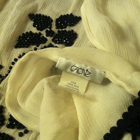 Cache scarf - Picture 3 of 3