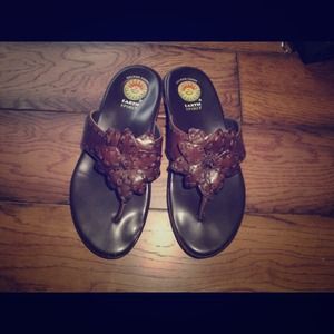 PRICE REDUCED!! EARTH SPIRIT Flower Sandals