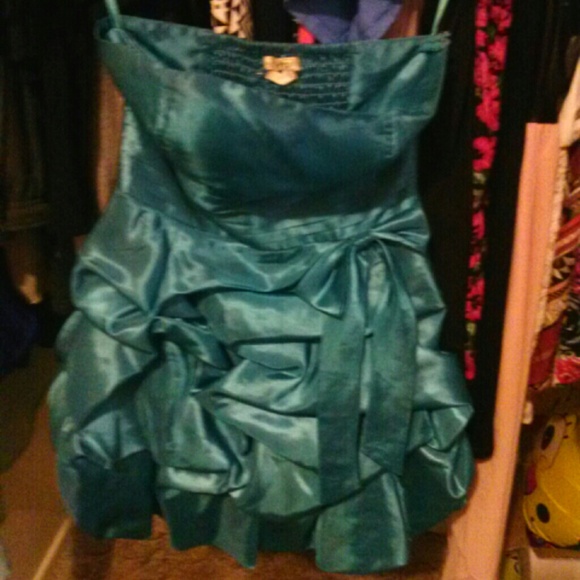 Ruffled dress