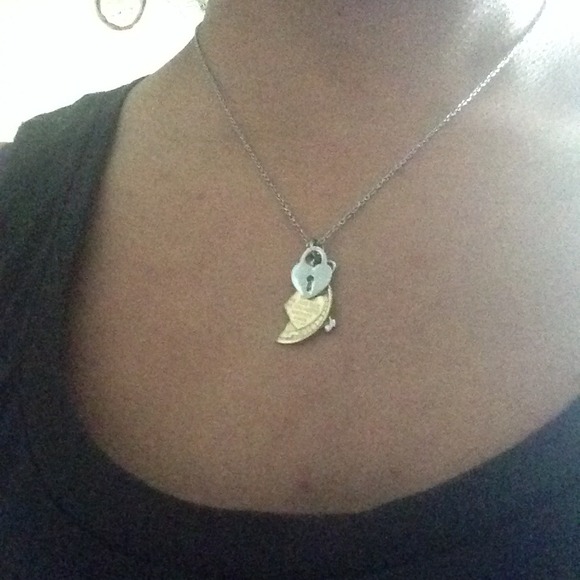 ❤️My PosH AngeLs❤️ - Picture 2 of 3