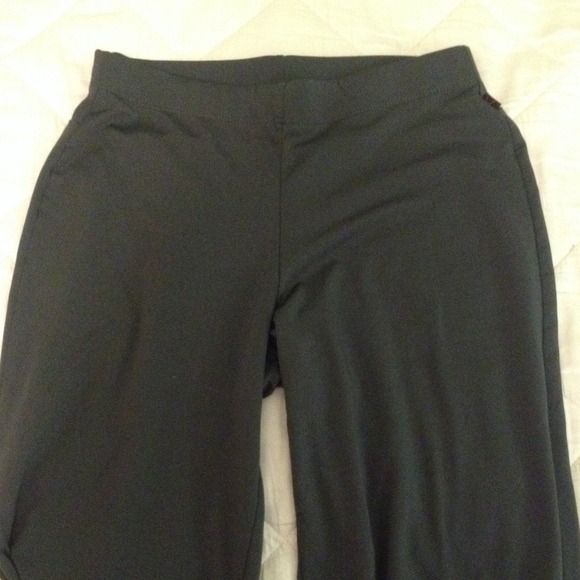 Dark gray comfy workout pants!
