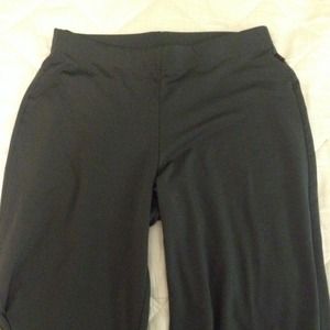 Dark gray comfy workout pants!