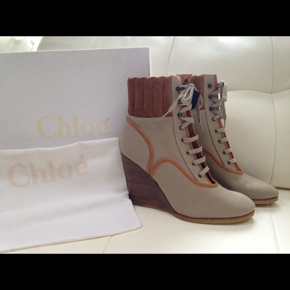 100% Authentic Chloe mountain wedge boots Size 40