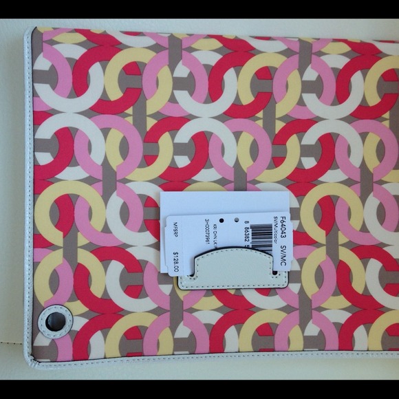 Coach Kristin Op Art IPad case