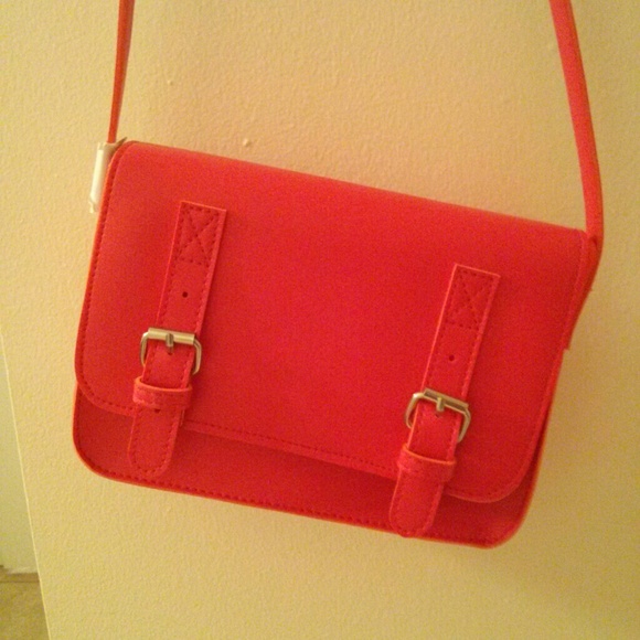 Cross body purse