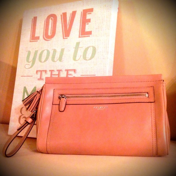 BUNDLED! Coach large clutch tan beige wristlet - Picture 1 of 3