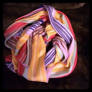 **Scarf**💯 Authentic 💖Missoni scarf
