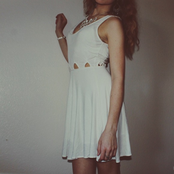 🔴SOLD🔴Urban Outfitters Cutout Skater Dress