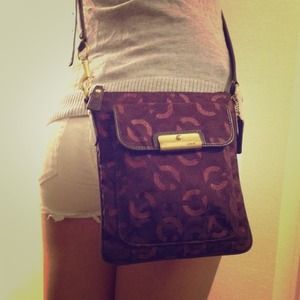 🚫SOLD🚫Coach purple crossbody