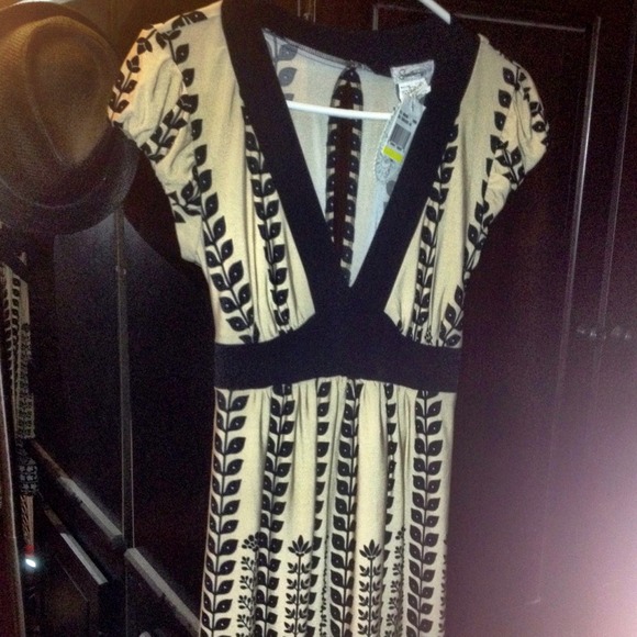 Speechless Tan/black summer Dress