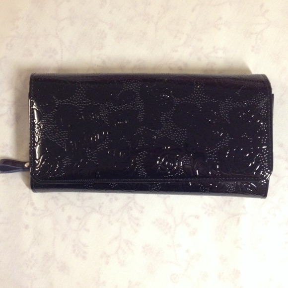 Handbag - Picture 2 of 4