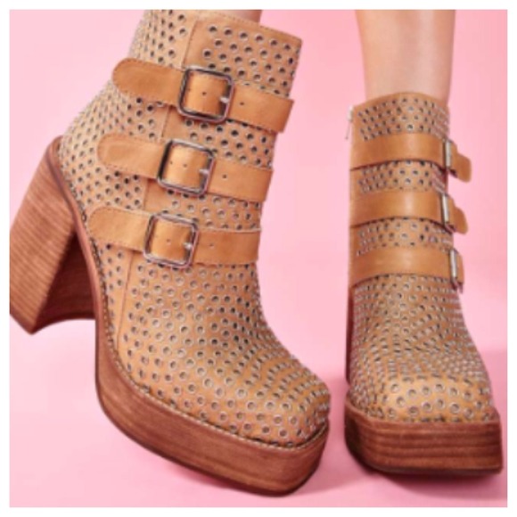 Jeffrey Campbell Boots - Jeffrey Campbell: Arcadia Studded Boot