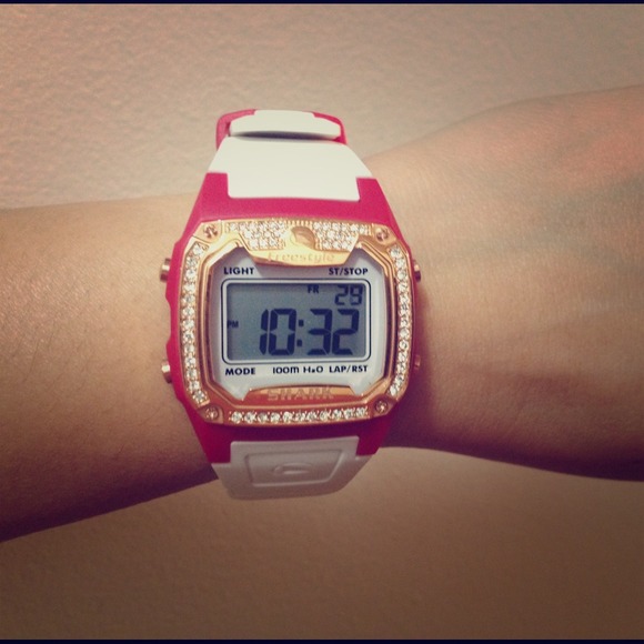 FREESTYLE SHARK Classic Bling Watch