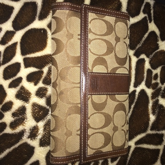 Authentic Coach wallet